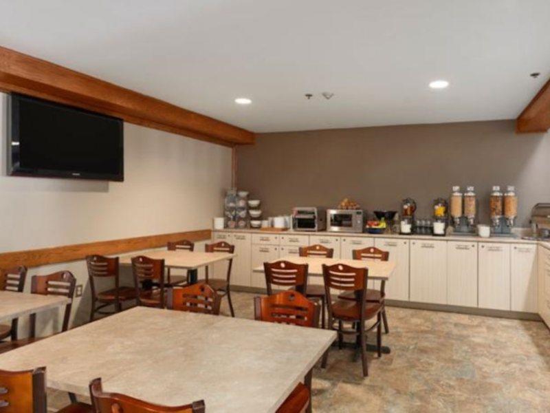 Travelodge Suites By Wyndham Moncton Eksteriør billede