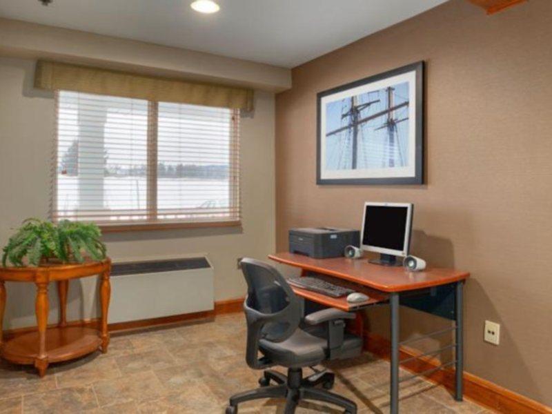 Travelodge Suites By Wyndham Moncton Eksteriør billede